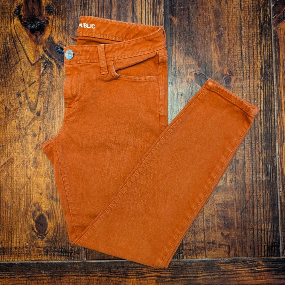 Banana Republic Mid Rise Skinny Jean